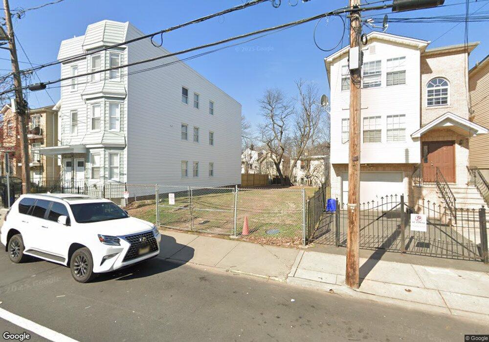 739 19th, Newark, NJ 07103 - photo 1