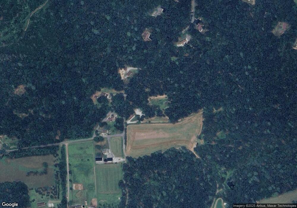 206 Arrow Rd, New Ringgold, PA 17960 - photo 1