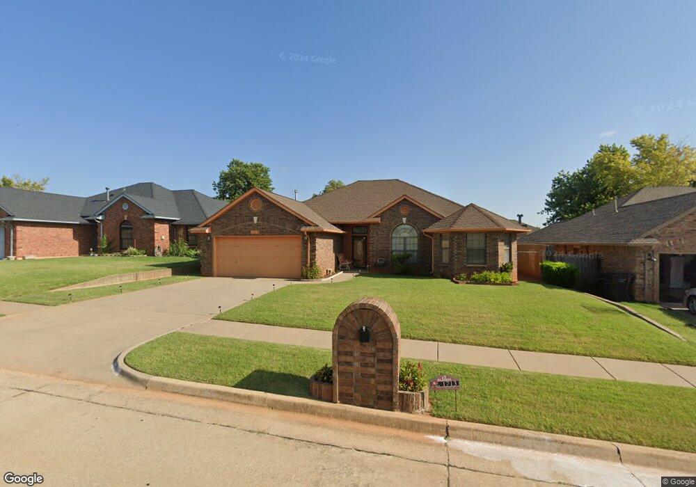 1713 SE 1st St, Moore, OK 73160 - photo 1