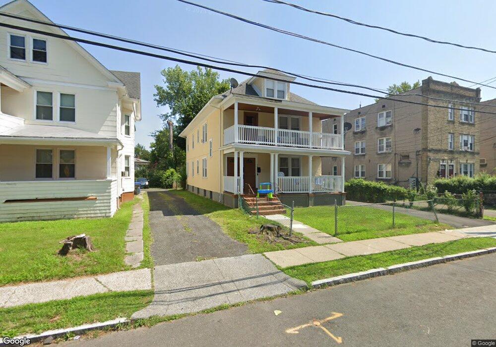 30 Sterling St, Hartford, CT 06112 - photo 1