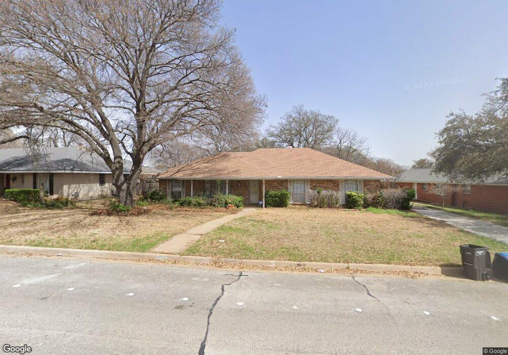 6613 Kingswood Dr, Fort Worth, TX 76133 - photo 1