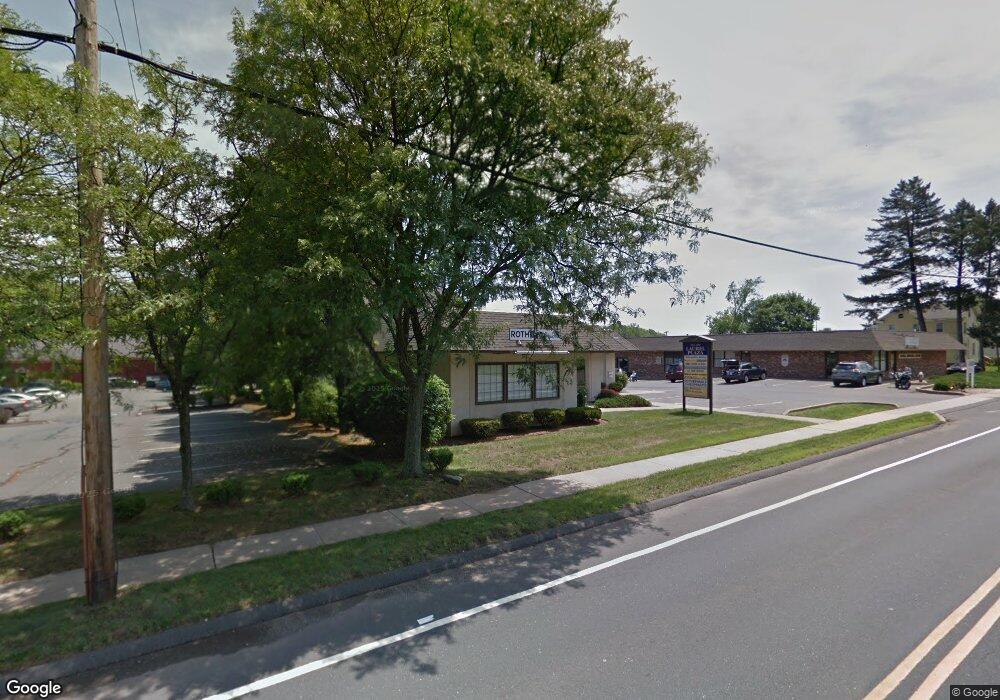 363 New Britain Rd unit B, Berlin, CT 06037 - photo 1