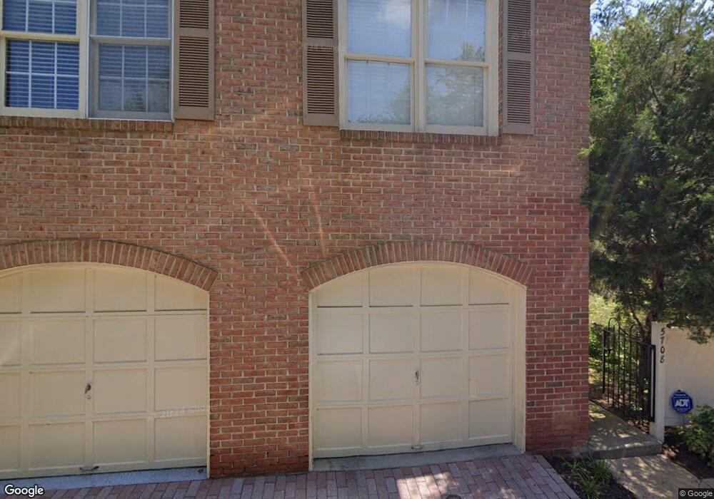 5710 Mayfair Manor Dr, Rockville, MD 20852 - photo 1