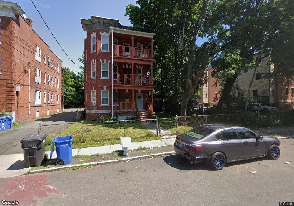 14 Cabot St unit 16, Hartford, CT 06112 - photo 1