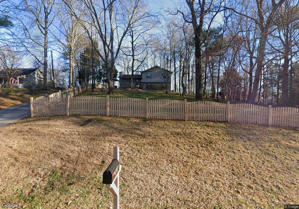 636 Virginia Ave, Suwanee, GA 30024 - photo 1
