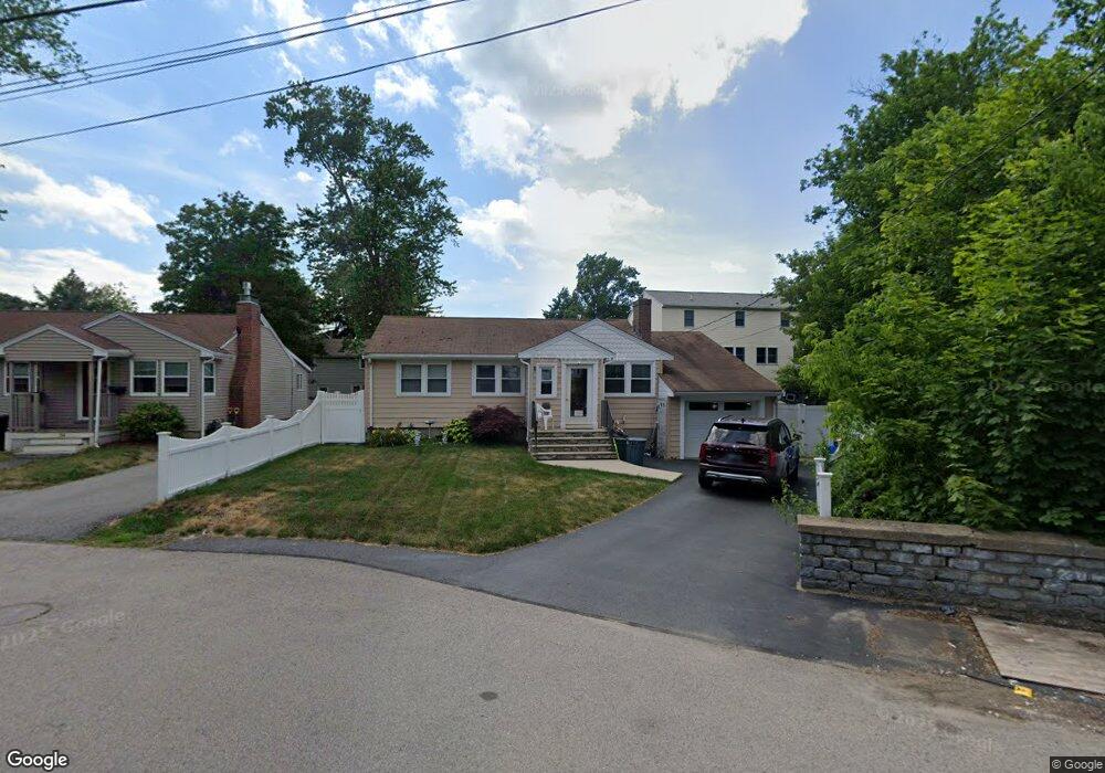 38 Tuttle St, Saugus, MA 01906 - photo 1