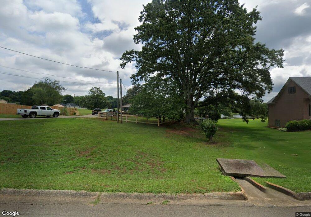 310 Brittany Dr, Canton, GA 30115 - photo 1