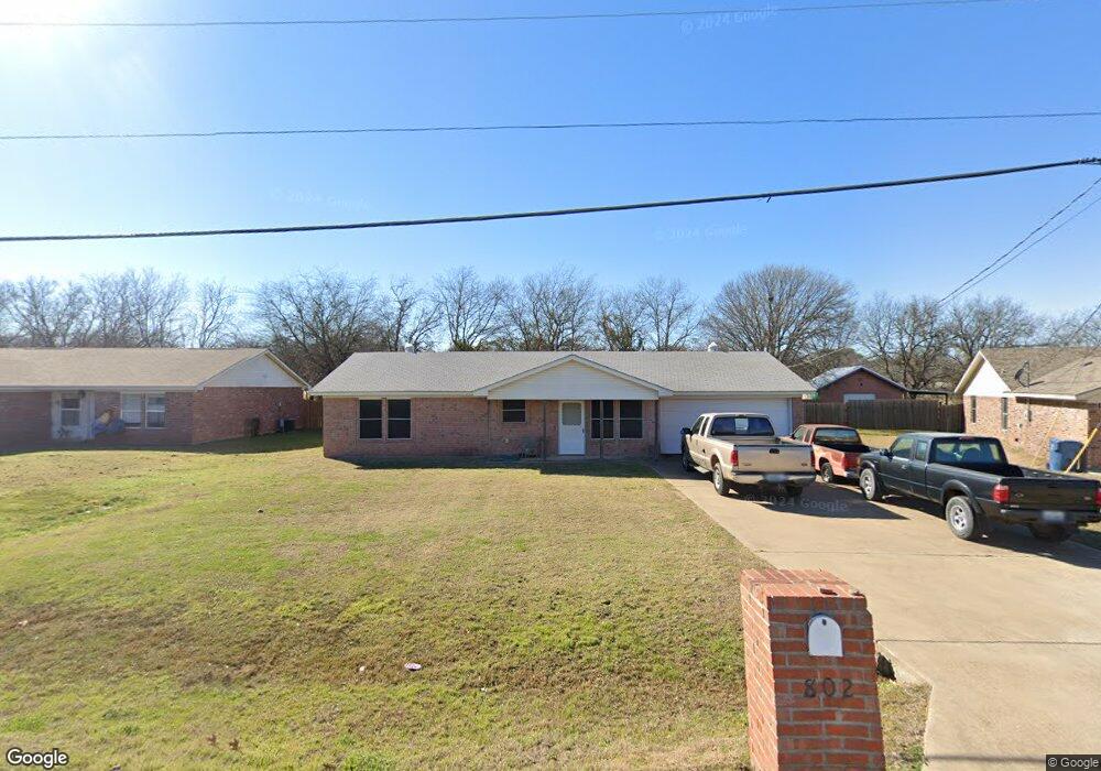 802 Shady Grove Dr, Granbury, TX 76049 - photo 1