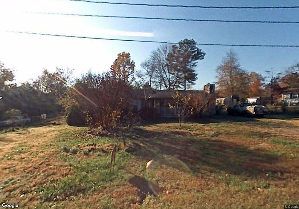 104 S Cherokee Cir, Tunnel Hill, GA 30755 - photo 1