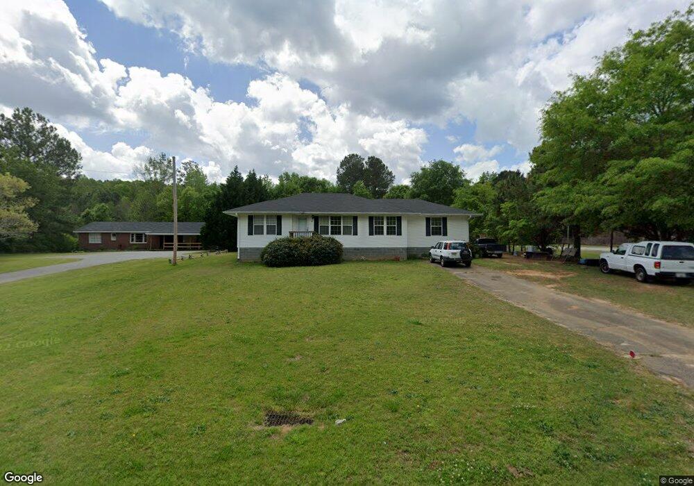 285 E Wright St, Winder, GA 30680 - photo 1