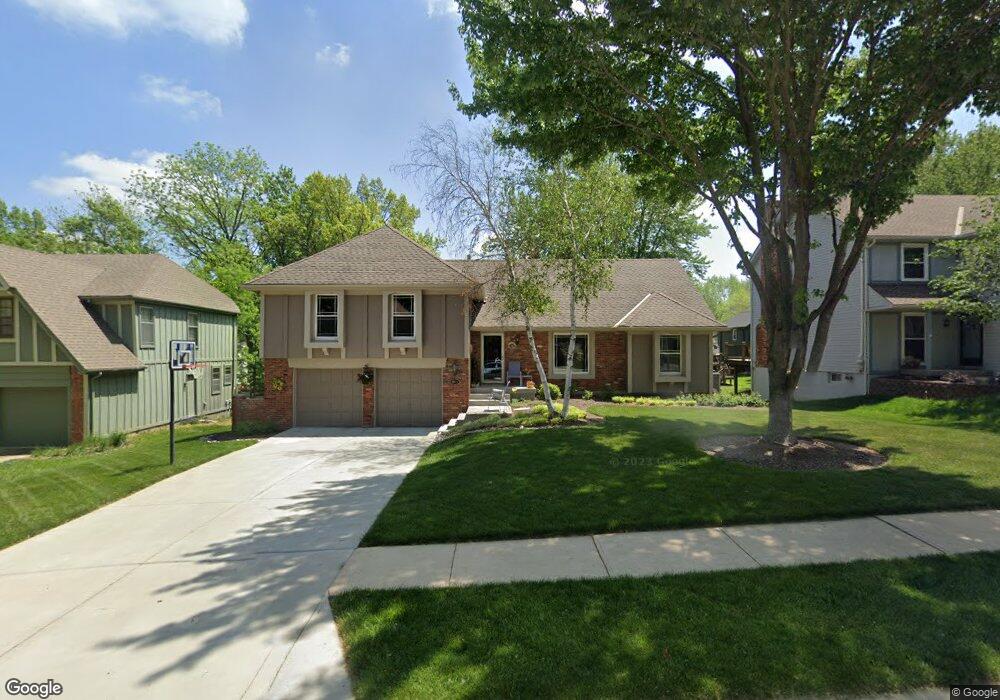 10575 Noland Rd, Lenexa, KS 66215 - photo 1
