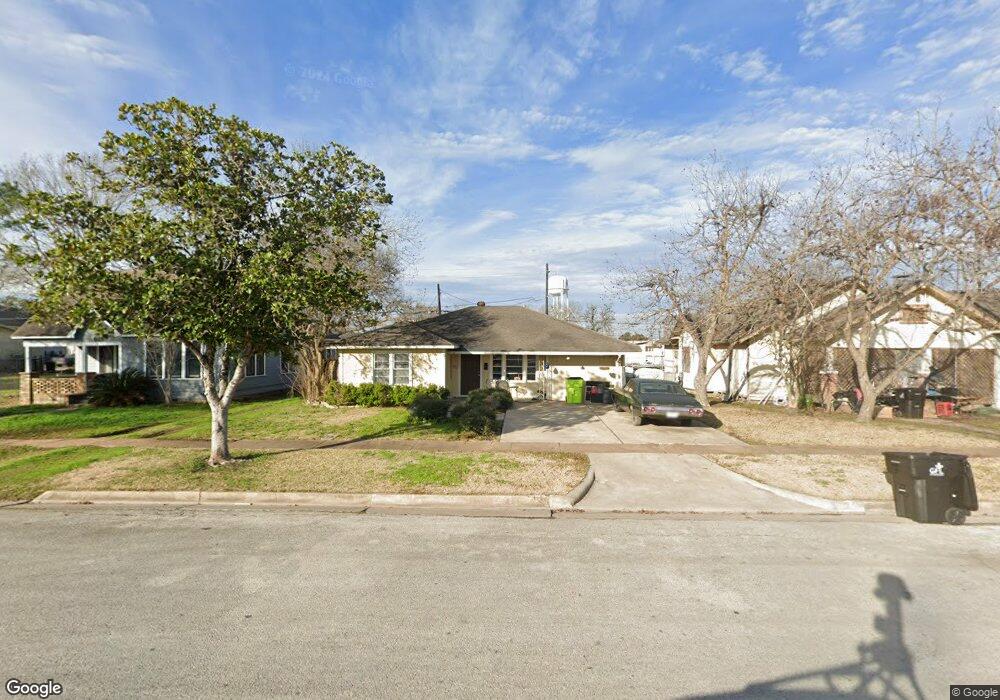 910 7th St, Rosenberg, TX 77471 - photo 1