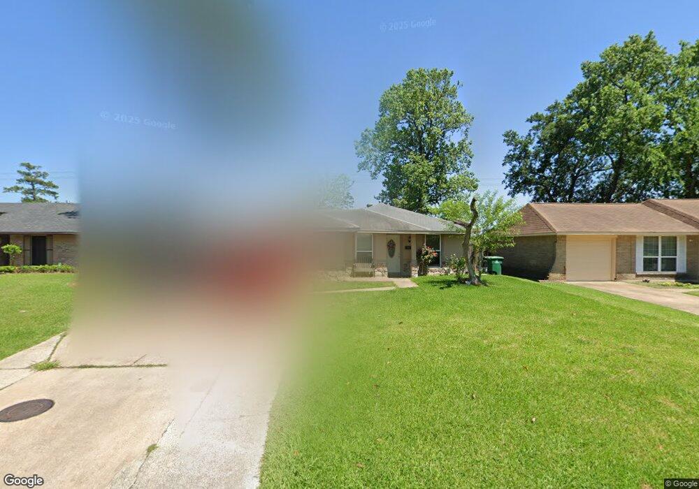 10542 Woodwick St, Houston, TX 77016 - photo 1
