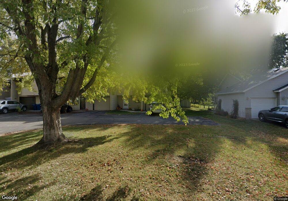 738 8th St N, Sauk Rapids, MN 56379 - photo 1