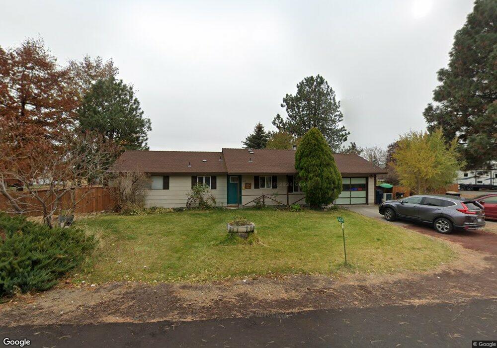 604 SW 33rd St, Redmond, OR 97756 - photo 1