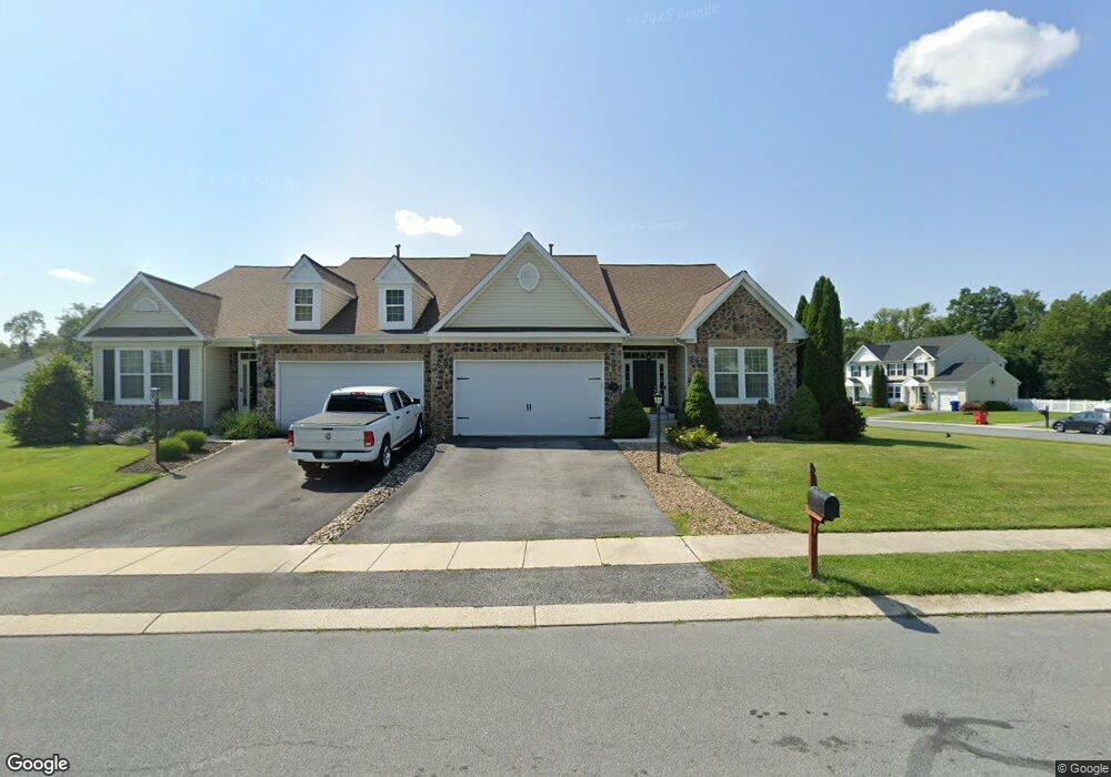 28 Romance Ln, Chambersburg, PA 17202 - photo 1