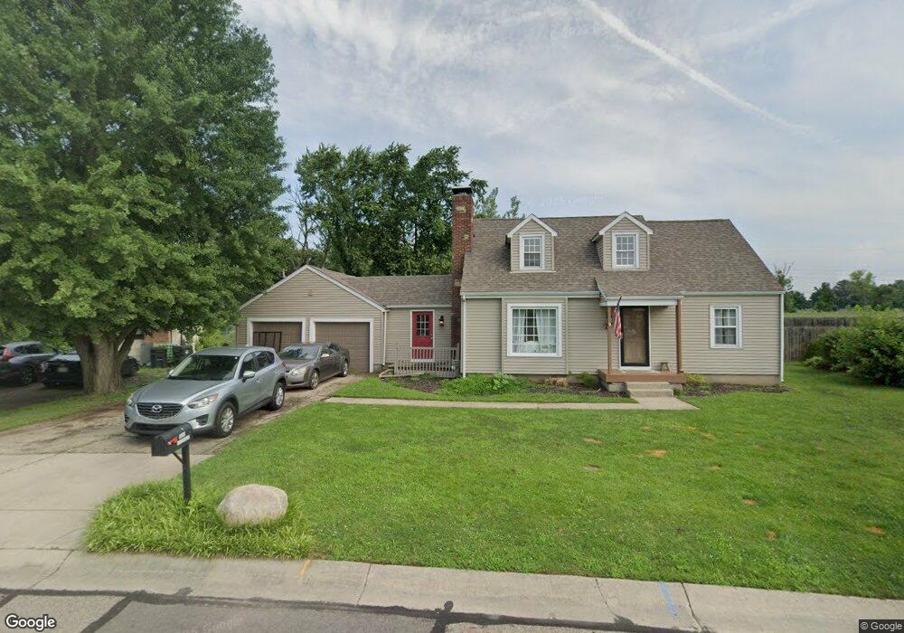 1909 Sunny Ridge Rd N, Dayton, OH 45414 - photo 1