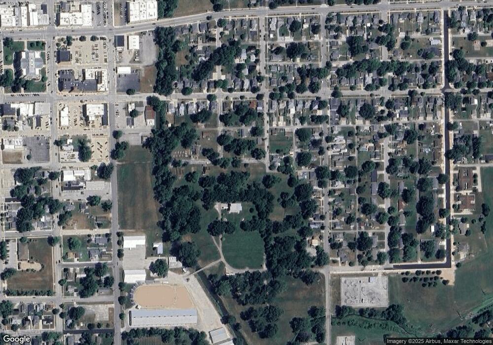 413 E 11th St, Auburn, IN 46706 - photo 1