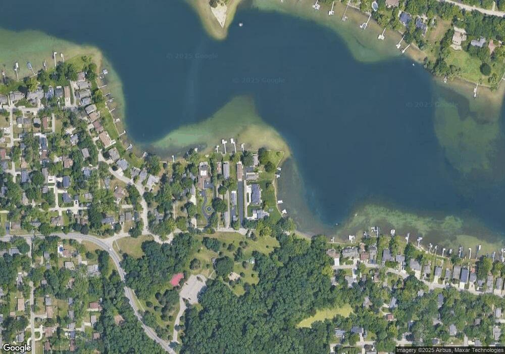 3965 Lakepoint St, West Bloomfield, MI 48323 - photo 1