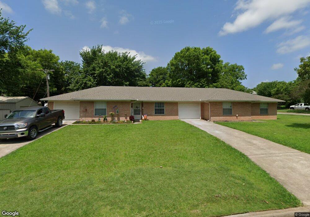 127 N Perry Ave, Denison, TX 75020 - photo 1