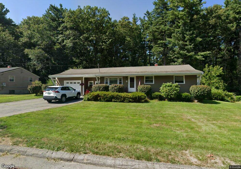 32 Cambridge Rd, Nashua, NH 03062 - photo 1