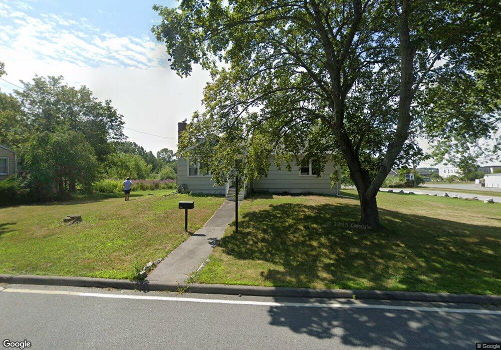 21 Low St, Newburyport, MA 01950 - photo 1