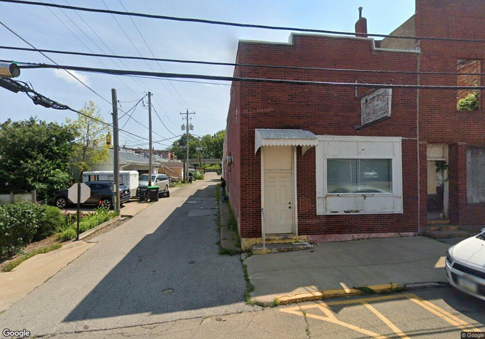 115 Walnut St, Columbus Junction, IA 52738 - photo 1