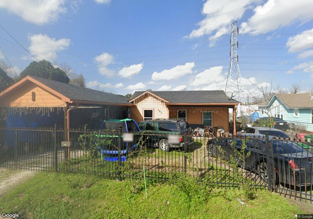 407 Frisco St, Houston, TX 77022 - photo 1