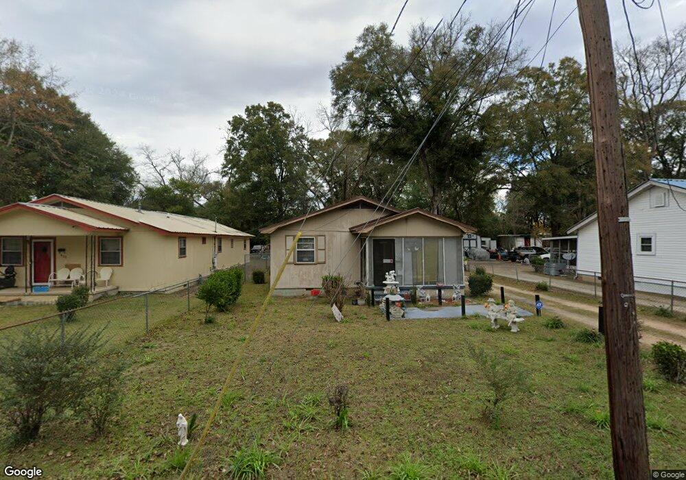 624 E Hunter St, Eufaula, AL 36027 - photo 1