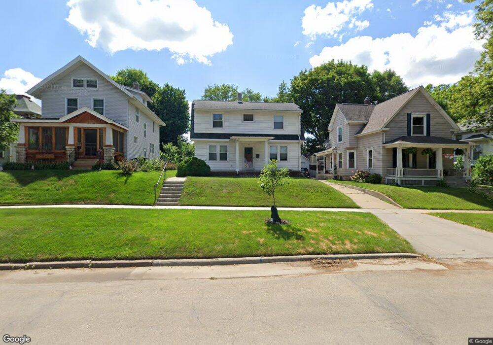 116 12th St NW, Cedar Rapids, IA 52405 - photo 1