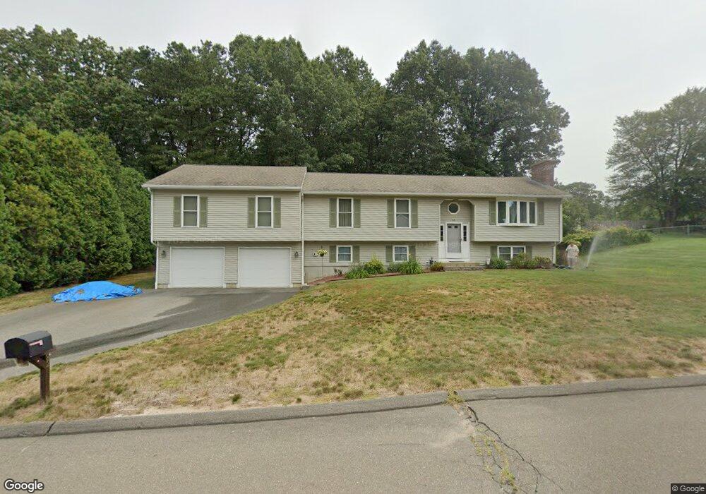 82 Erin Ln, Ludlow, MA 01056 - photo 1