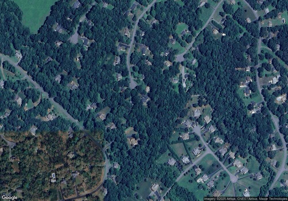 335 Doe Dr, Ruckersville, VA 22968 - photo 1