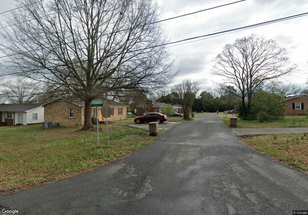 607 Sunset Dr, Marshville, NC 28103 - photo 1