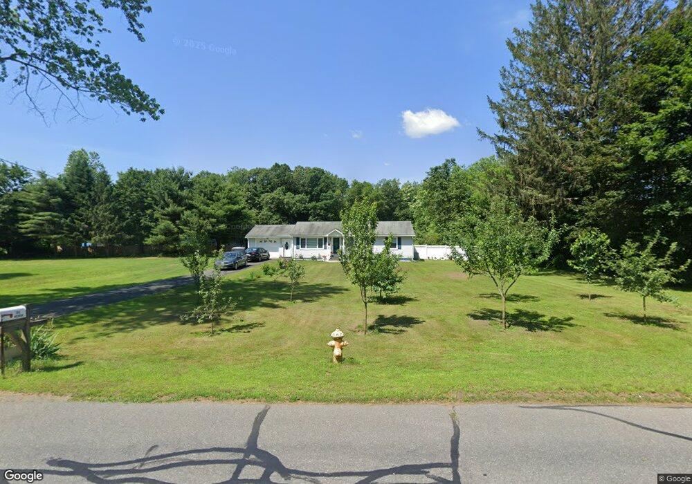 566 Country Club Rd, Greenfield, MA 01301 - photo 1