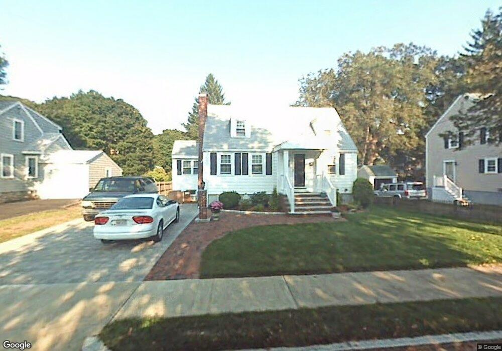 15 Windsor Rd, Stoneham, MA 02180 - photo 1