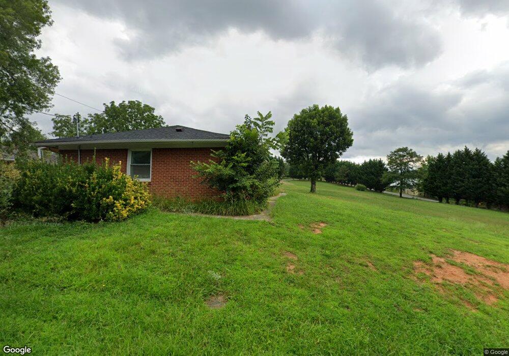 1088 W Chapel Rd, Asheville, NC 28803 - photo 1