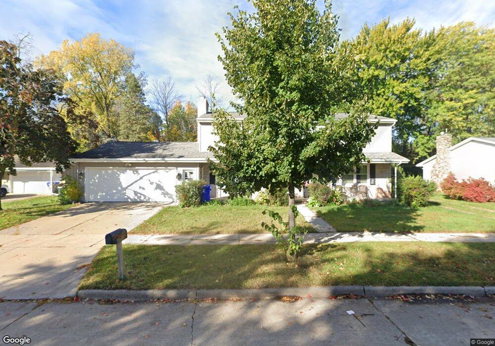 2025 N Birchwood Ave, Appleton, WI 54914 - photo 1