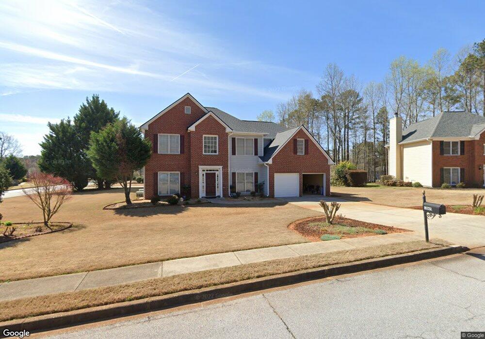 1065 Wake Robin Cir SW, Lilburn, GA 30047 - photo 1