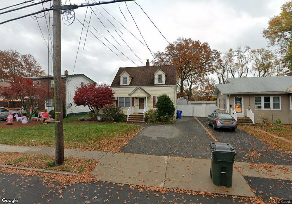 702 King Georges Rd, Woodbridge Township, NJ 08863 - photo 1