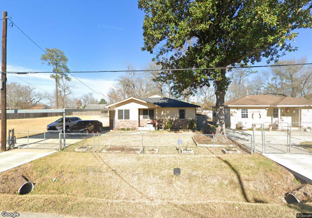 4300 Wiley Rd, Houston, TX 77093 - photo 1