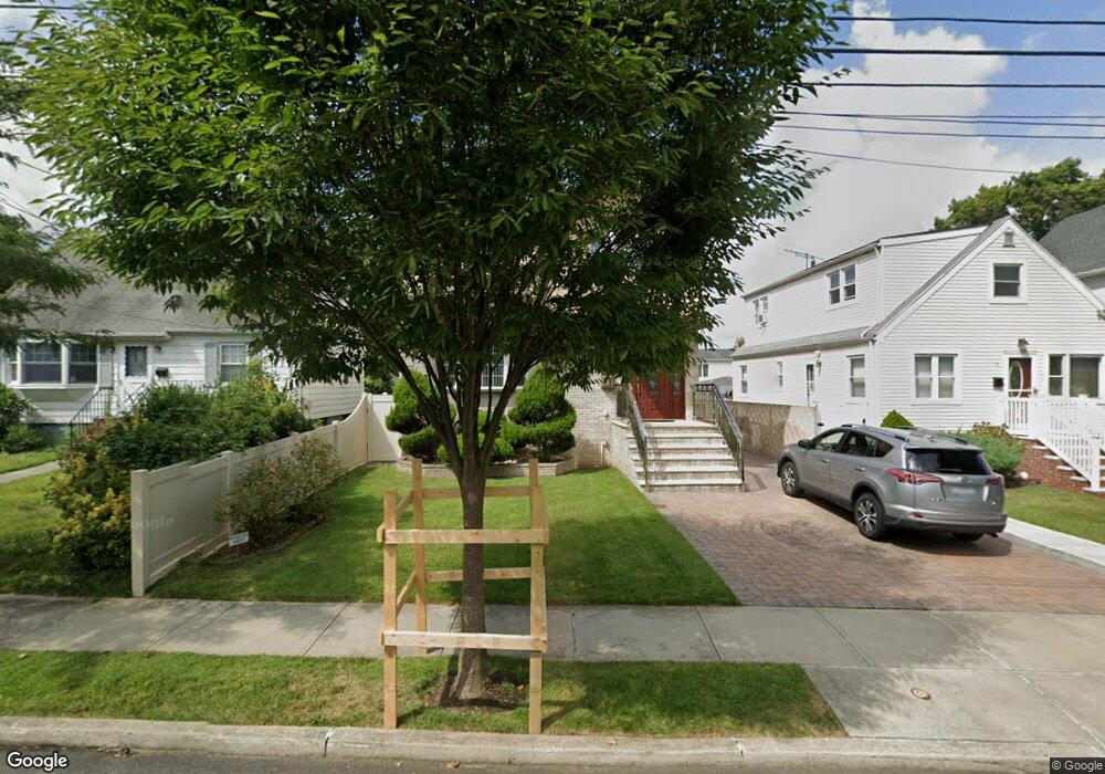 82 Kell Ave, Staten Island, NY 10314 - photo 1