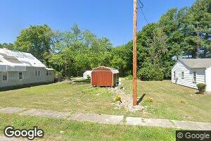 125 Watkins St, Cisne, IL 62823