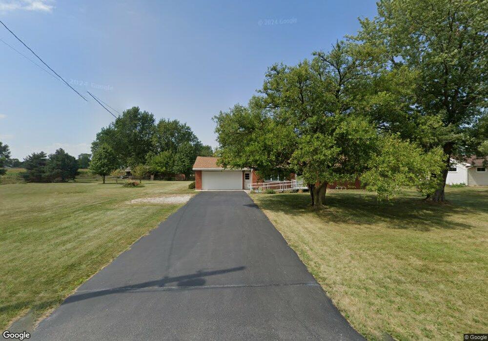 2555 Baty Rd, Lima, OH 45807 - photo 1