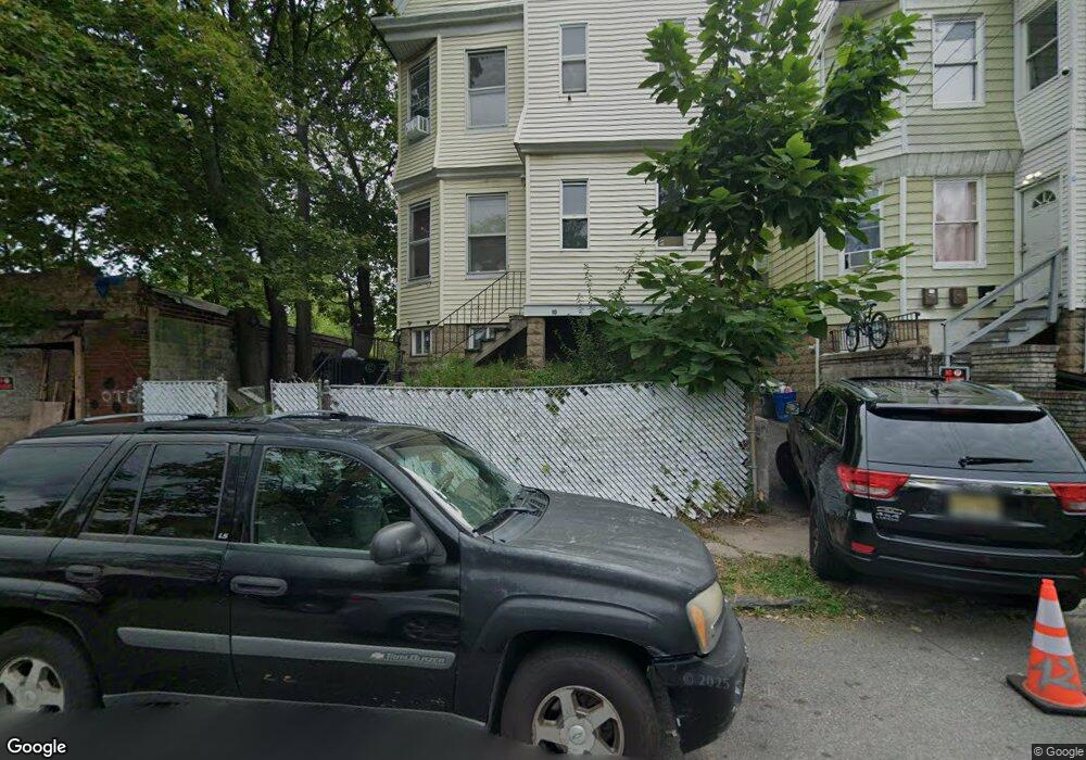 10 Gladstone Ave, Newark, NJ 07106 - photo 1