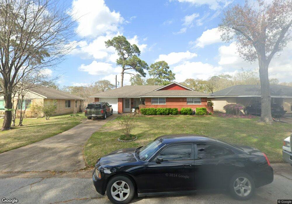 1222 W 30th St, Houston, TX 77018 - photo 1