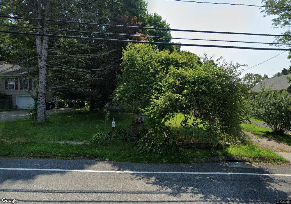 84 Lake St, Moosup, CT 06354 - photo 1