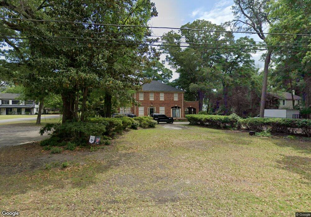 1111 3rd Ave, Kingstree, SC 29556 - photo 1