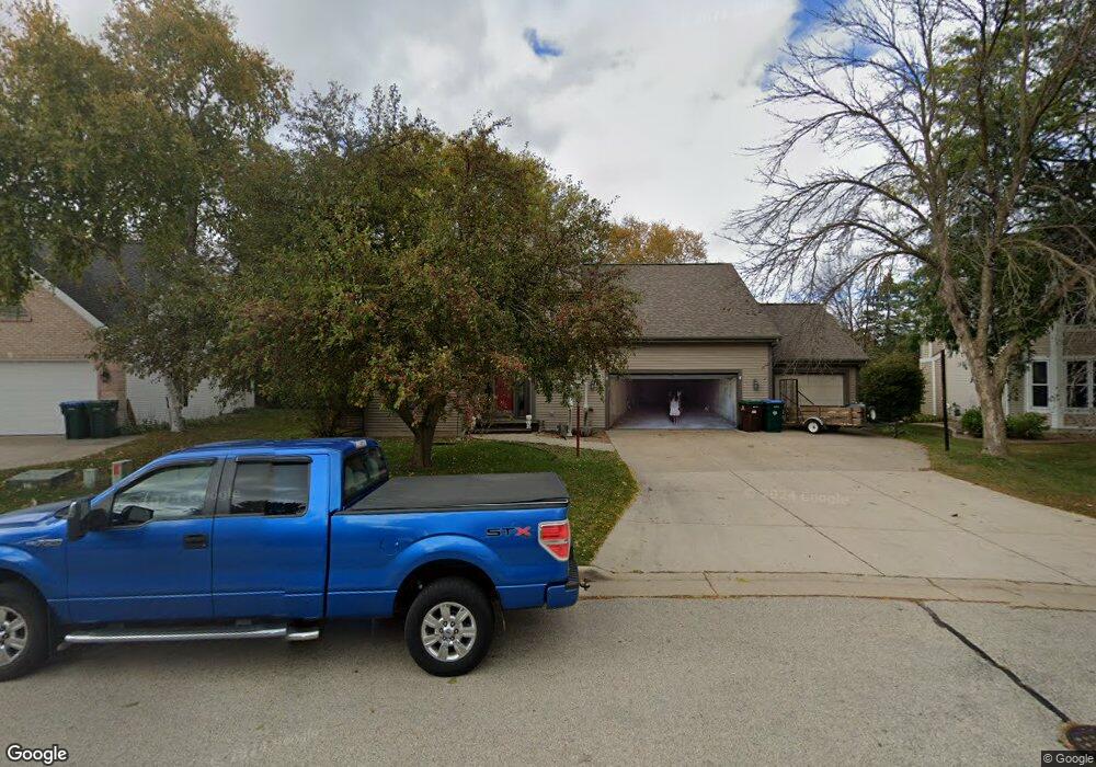 3135 N Country Run Dr, Appleton, WI 54914 - photo 1