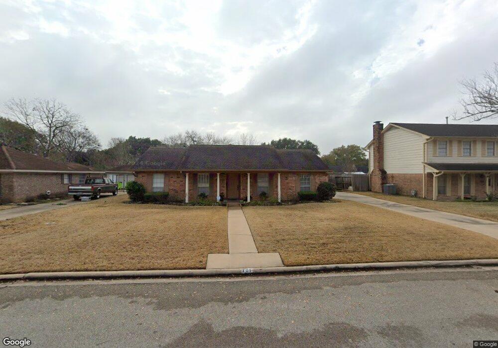 701 Country Club Dr, Richmond, TX 77469 - photo 1