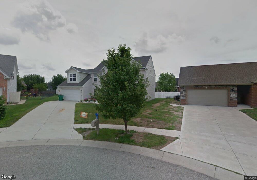 1713 Williamsburg Cir, Franklin, IN 46131 - photo 1